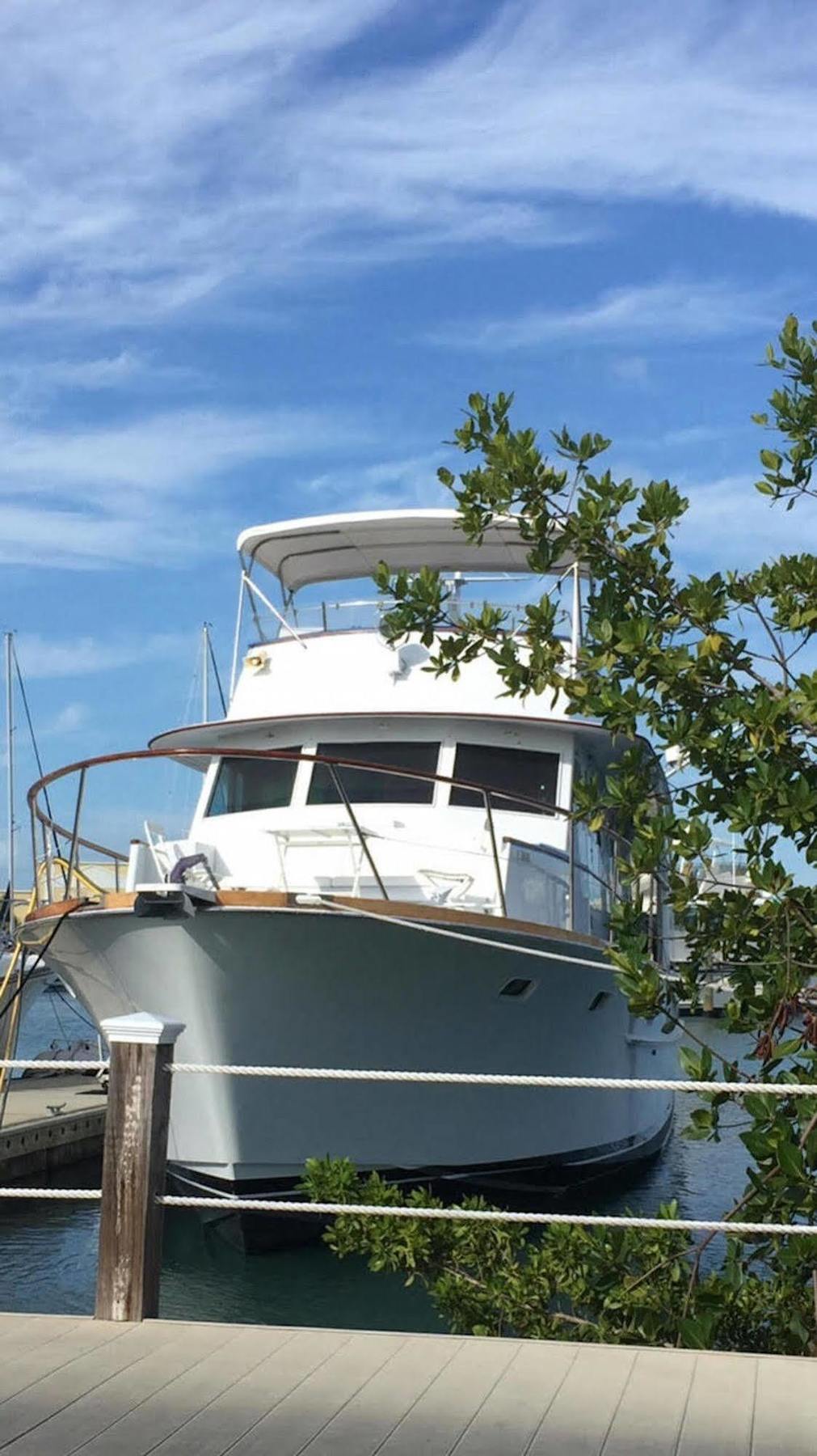 Key West Yacht Life Hotel Stock Island Exterior photo